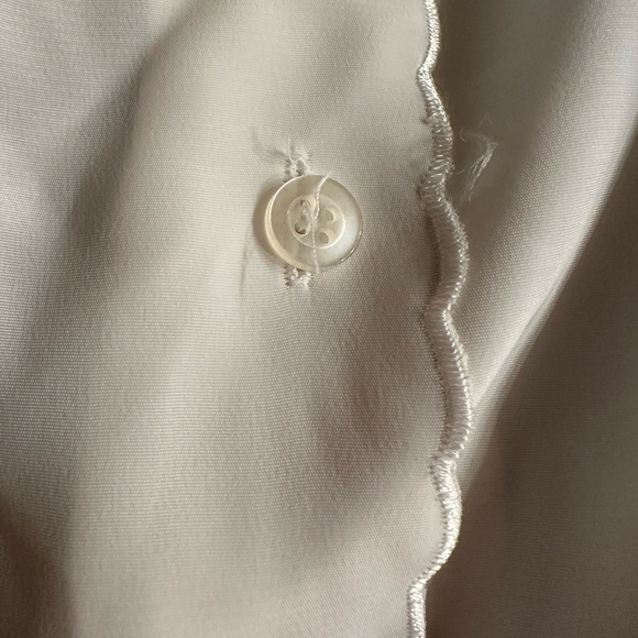 Christie & Jill White Sheer Fabric Buttons. Front Has Embroidery Detailed Sz.10 - Picture 10 of 10